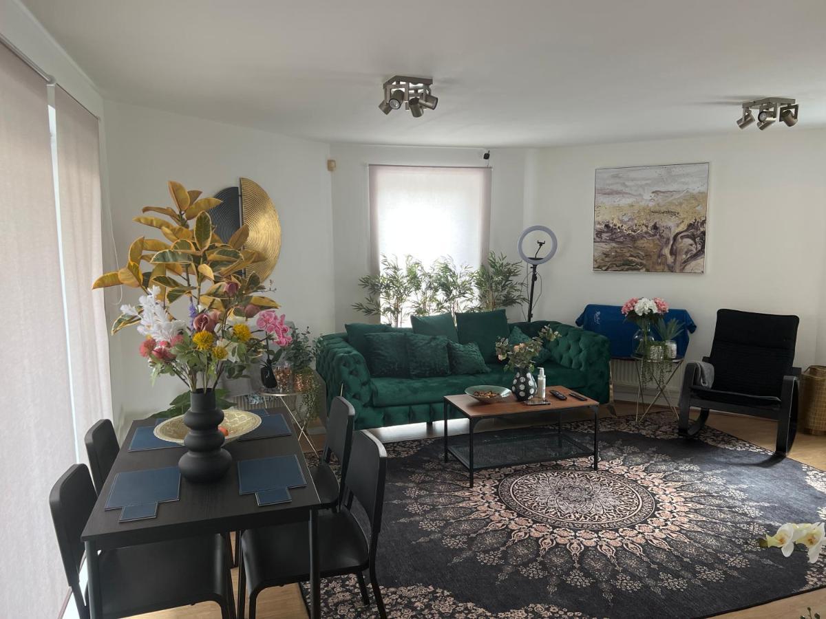 Poplar Guest House ลอนดอน ภายนอก รูปภาพ