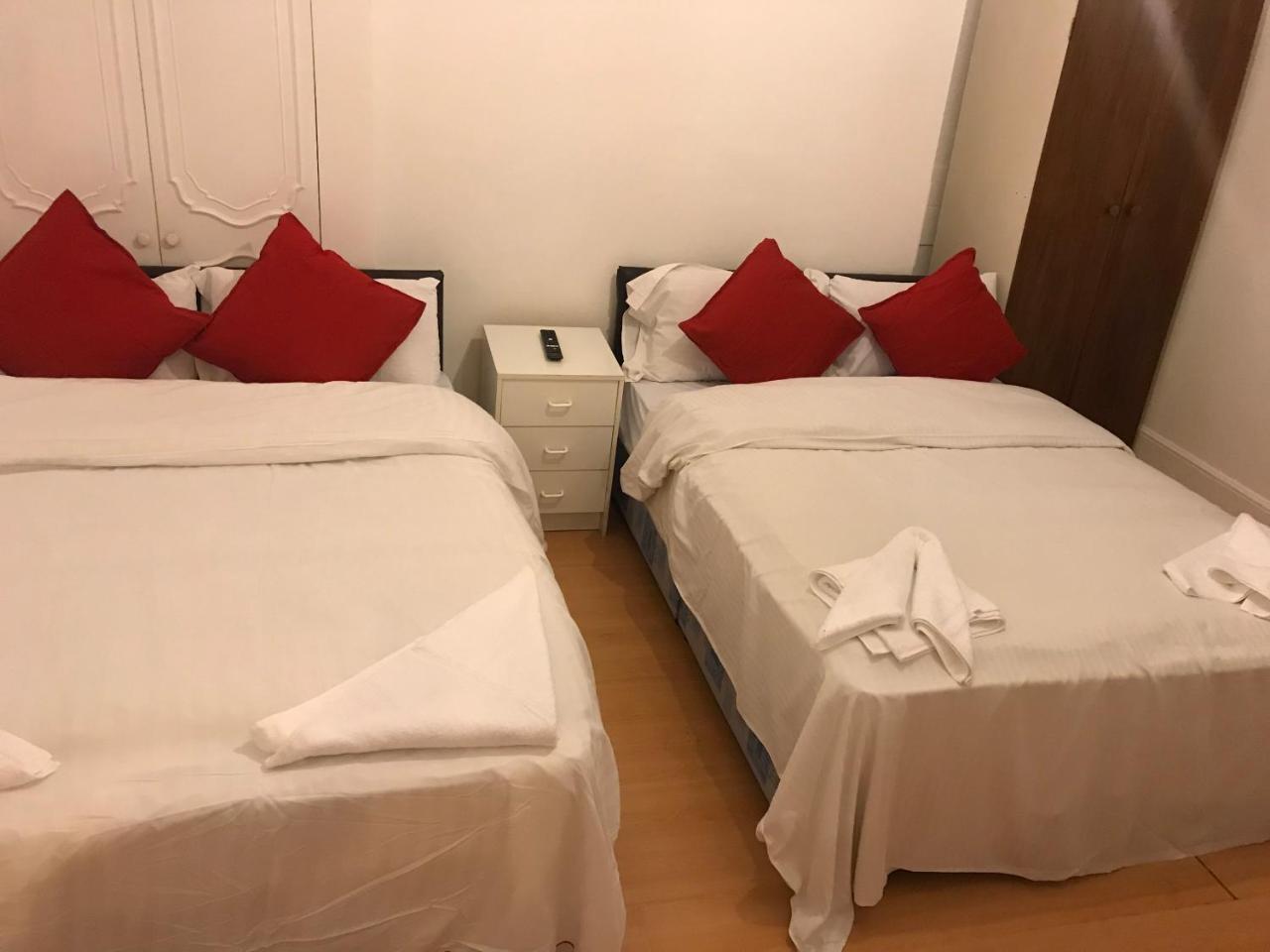 Poplar Guest House ลอนดอน ภายนอก รูปภาพ