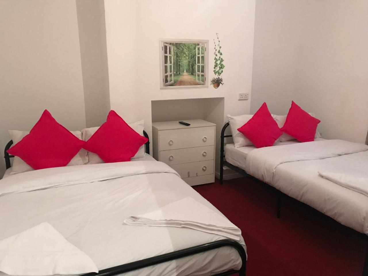 Poplar Guest House ลอนดอน ภายนอก รูปภาพ