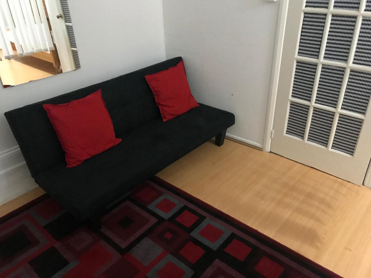 Poplar Guest House ลอนดอน ภายนอก รูปภาพ